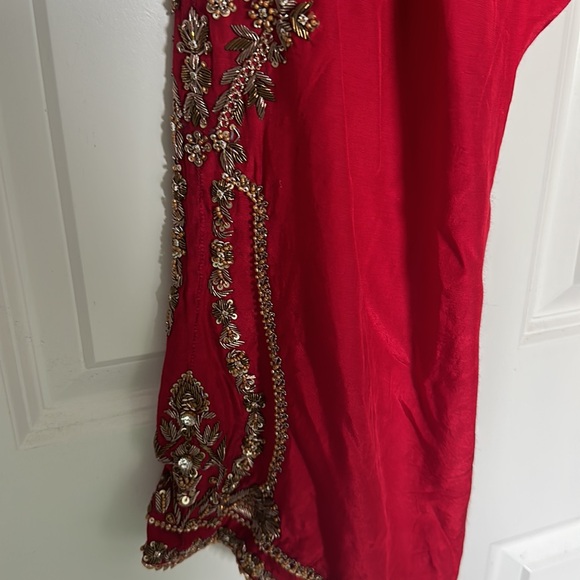 3pc Pakistani red shaadi suit/dress - Picture 14 of 17